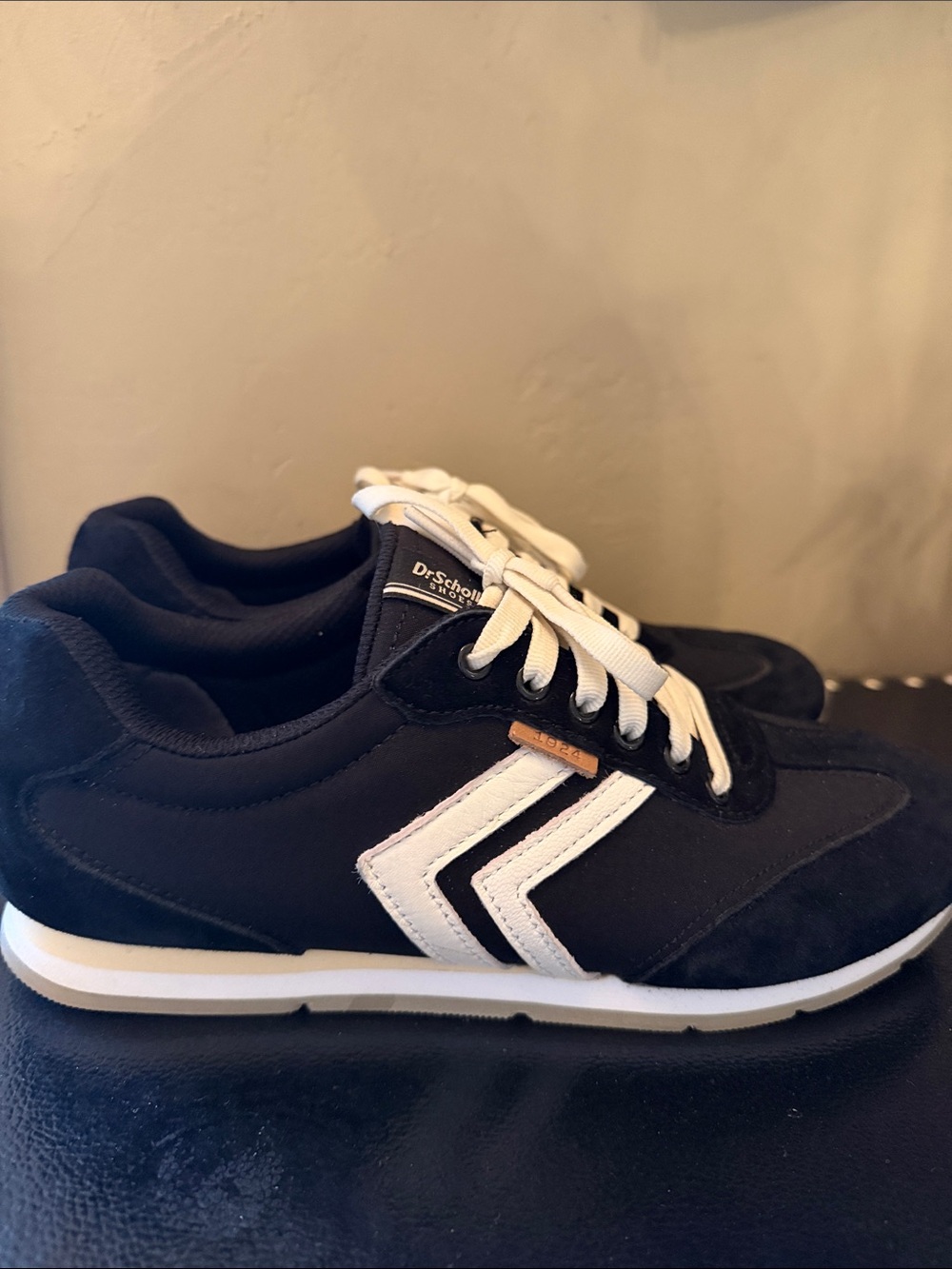 Dr. Scholl's Black and White Low-Top Women's Sneakers